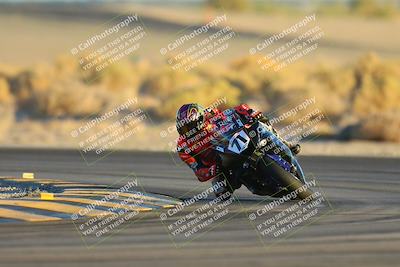 media/Nov-17-2024-CVMA (Sun) [[1fec520723]]/Race 18-Supersport Middleweight/